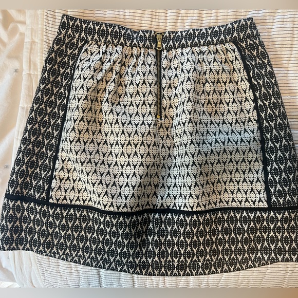 J Crew black and white mini skirt size 4 - Picture 2 of 3